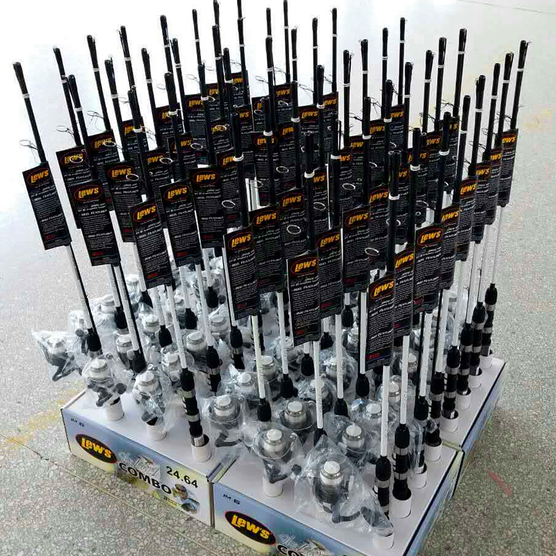 Best Customized 2pcs spinning fishing rod combo in display 